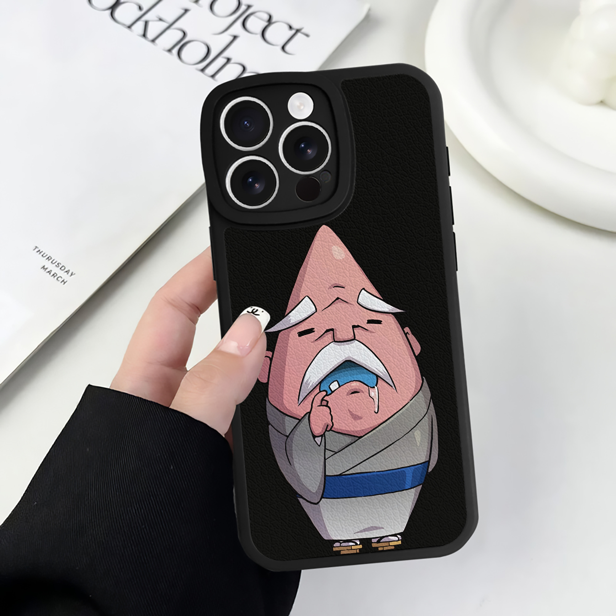 （画像用） 妖怪ウォッチ Yo-kai Watch 【iPhone 16シリーズ対応】シリコンスマホケース（レザー調） 材質：シリコン